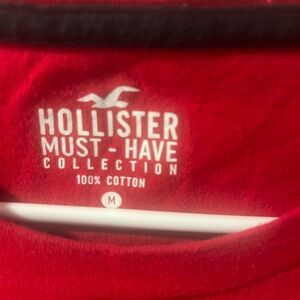 Hollister Must-Have Red Tee